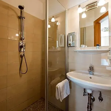 Hauslwirt Hotel 3*
