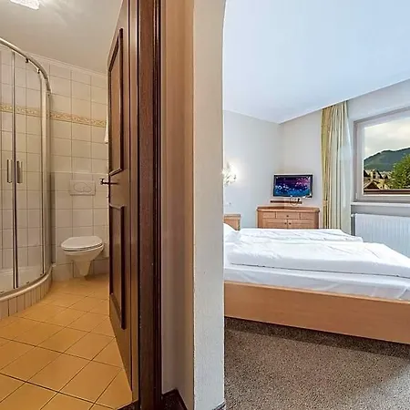 Hotel Hauslwirt 3*