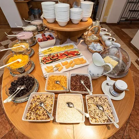 Hauslwirt Hotel 3*