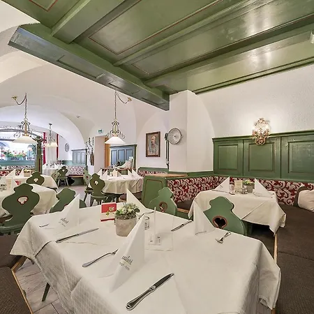 Gasthof Hauslwirt 3*