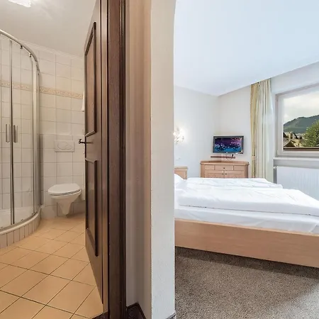 Gasthof Hauslwirt 3* Голлинг-на-Хальцахе
