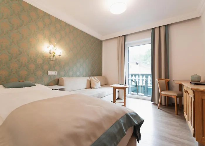 Hauslwirt 골링안데살자흐