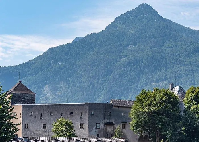 Hauslwirt 3* 골링안데살자흐